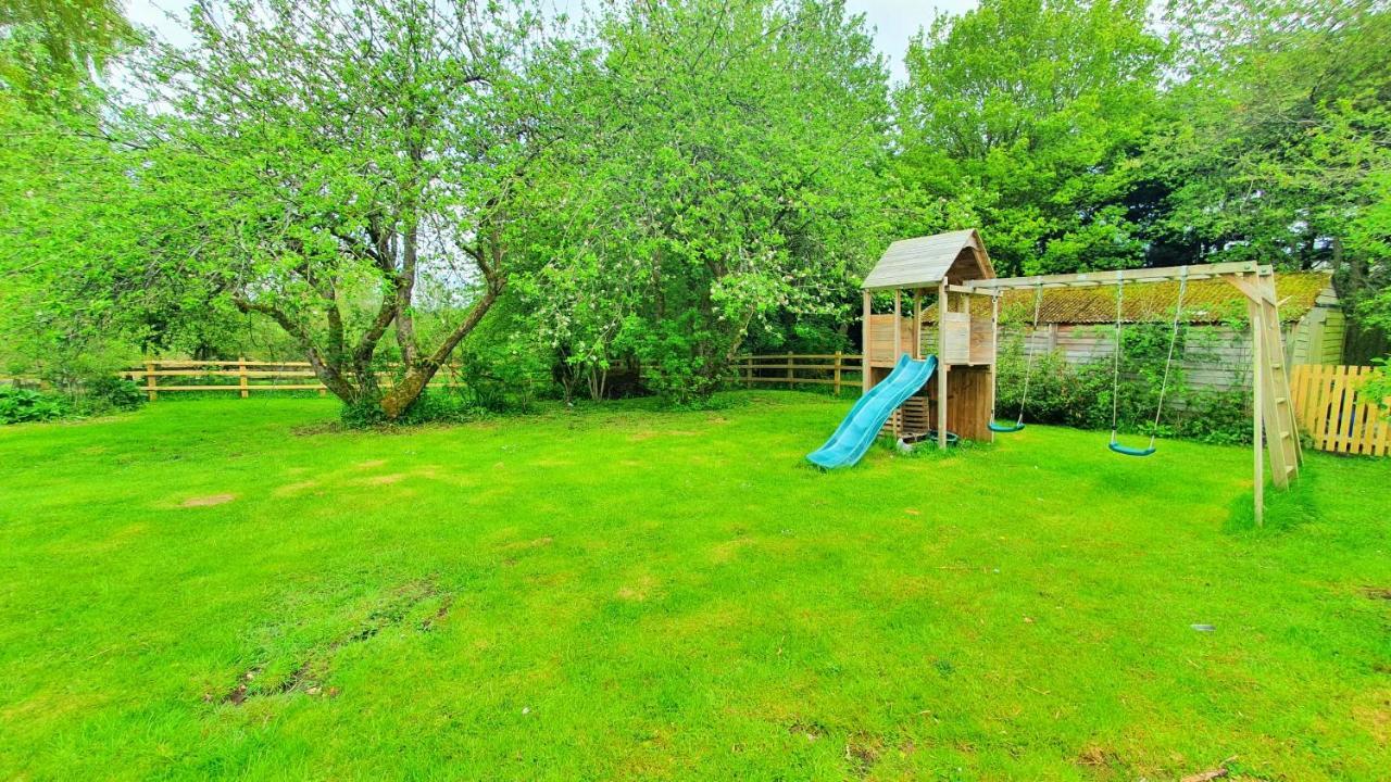 Glenfield Cottage - Secluded Luxury Deep In The Oxfordshire Countryside Wilcote Экстерьер фото
