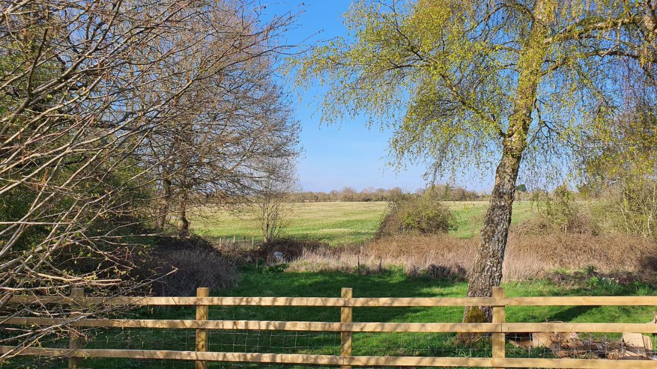 Glenfield Cottage - Secluded Luxury Deep In The Oxfordshire Countryside Wilcote Экстерьер фото